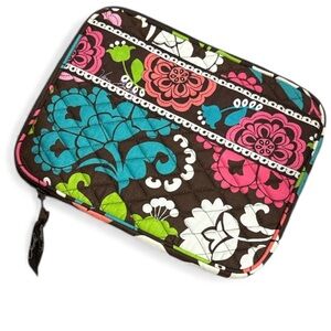 Vera Bradley tablet iPad case Lola Brown and Pink Quilted Sleeve 10 x 8” zipper